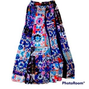 Marciano Kaleidoscope boho pull on maxi skirt all over print